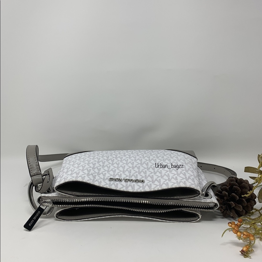 Michael Kors Nicole Triple Compartment Crossbody - Picture 8 of 12